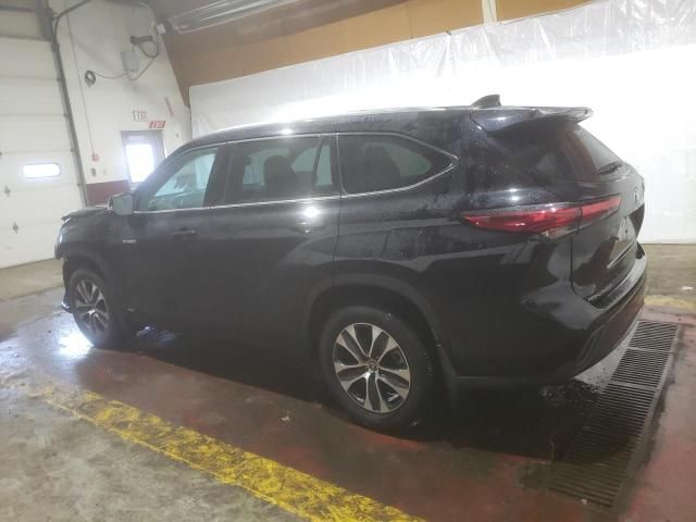 2020 Toyota Highlander Hybrid XLE