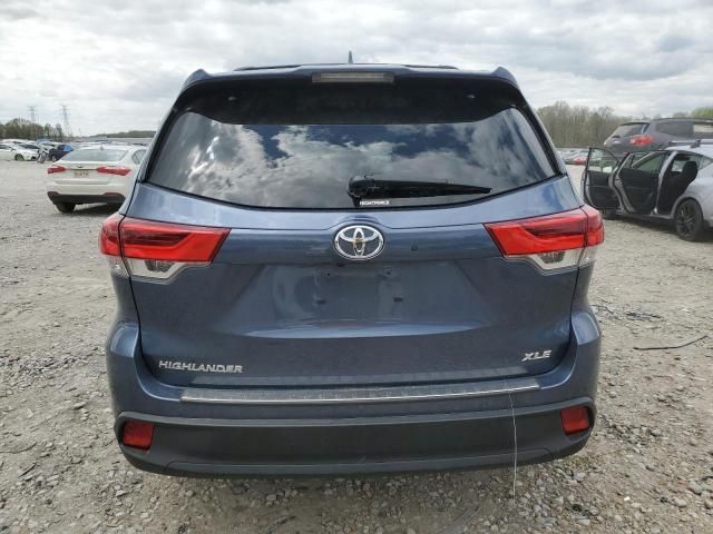 2019 Toyota Highlander SE