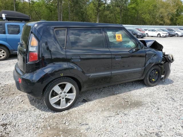 2010 KIA Soul +