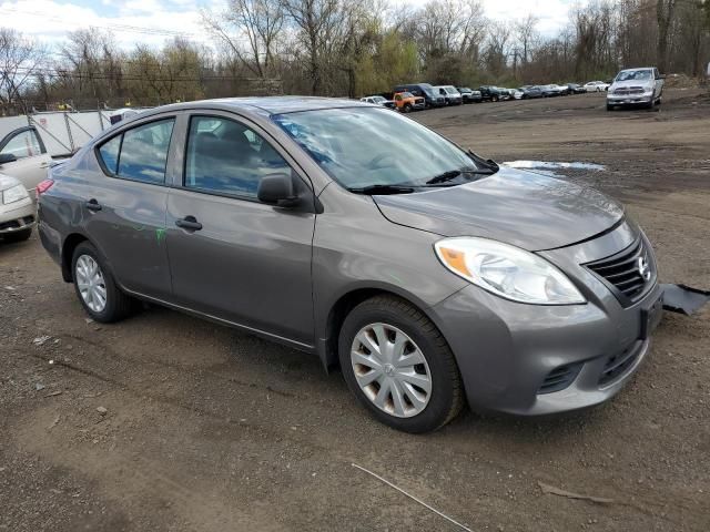 2013 Nissan Versa S