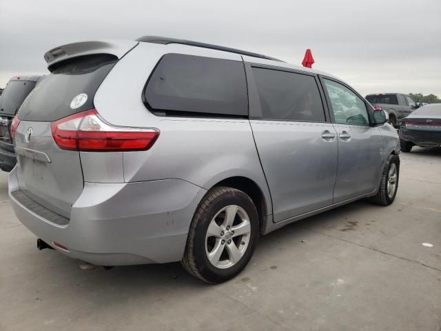 2015 Toyota Sienna LE