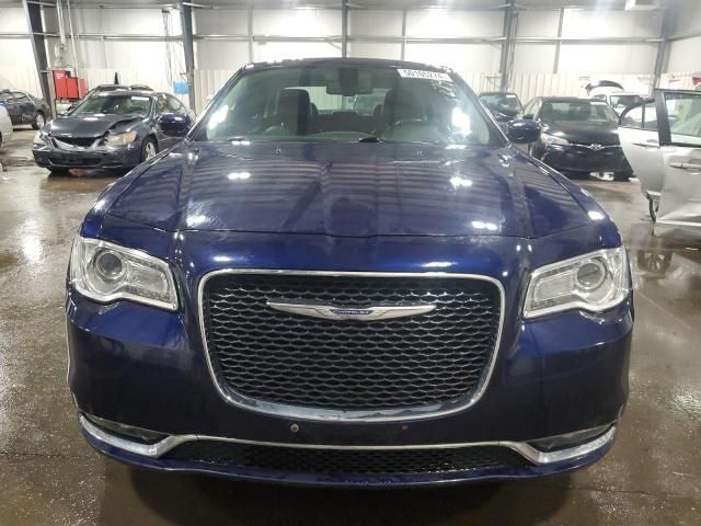 2017 Chrysler 300 Limited