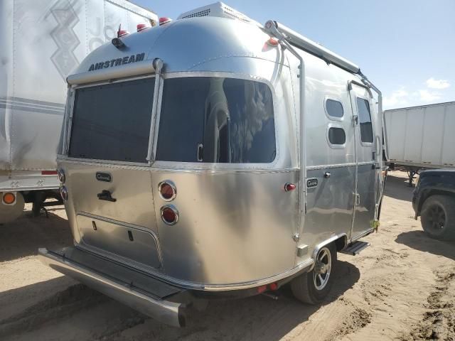 2021 Airstream Camper