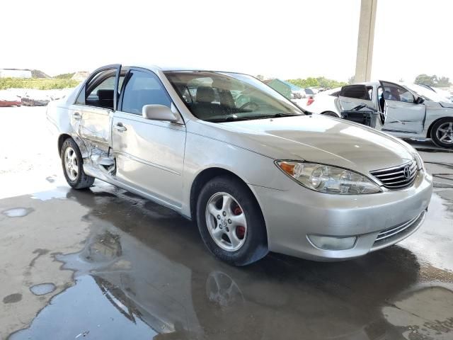 2005 Toyota Camry LE