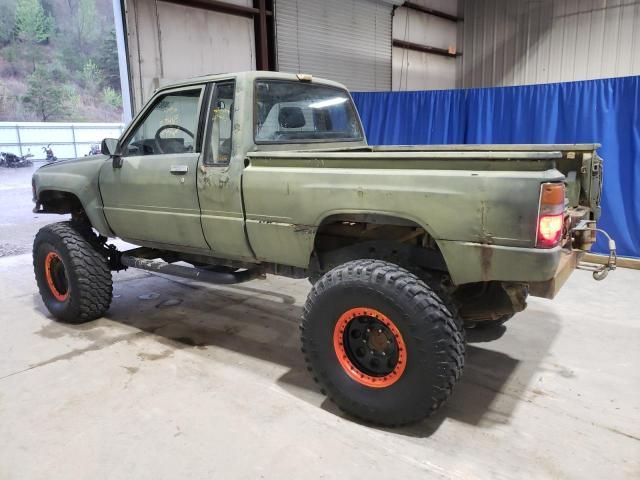 1984 Toyota Pickup Xtracab RN66 SR5