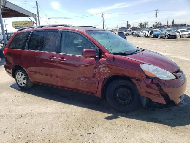 2009 Toyota Sienna CE