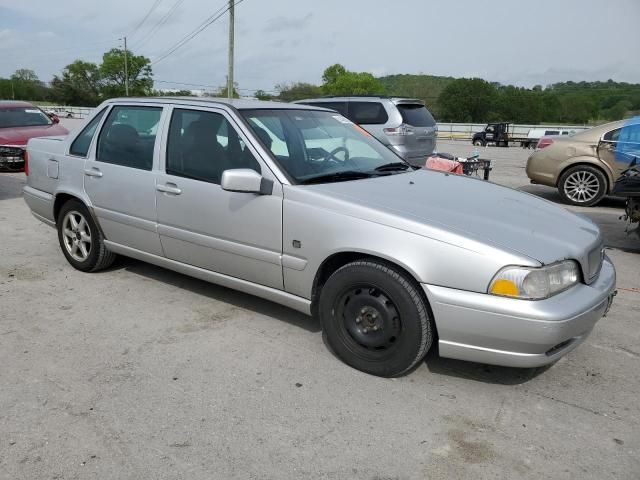 1999 Volvo S70