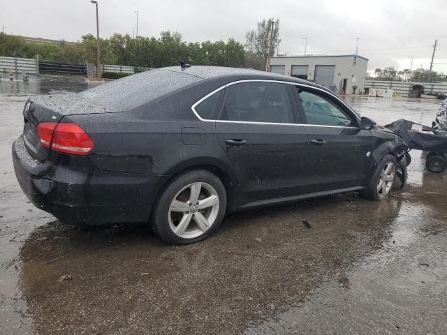 2012 Volkswagen Passat SE