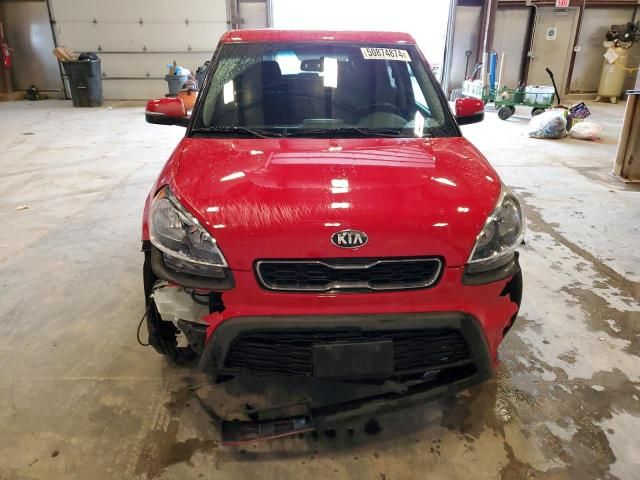 2013 KIA Soul +