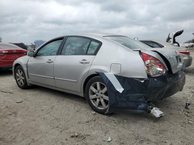 2004 Nissan Maxima SE