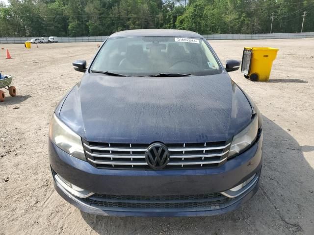 2014 Volkswagen Passat SE