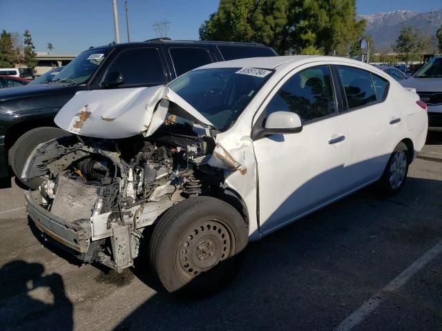 2014 Nissan Versa S