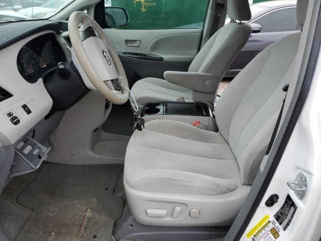 2012 Toyota Sienna LE