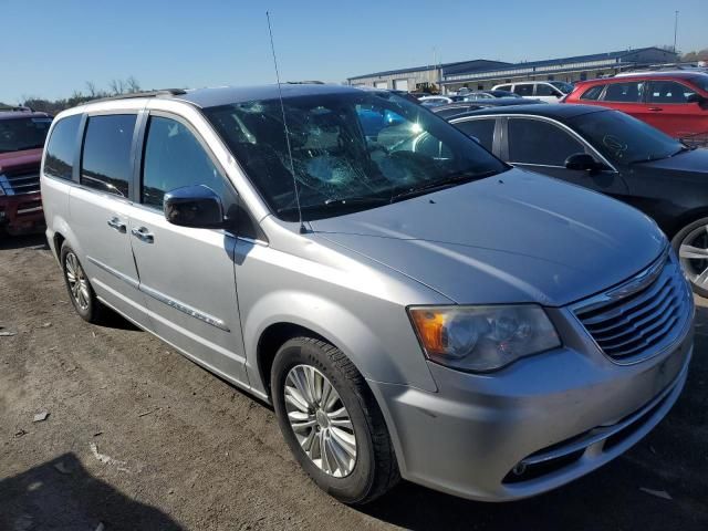 2012 Chrysler Town & Country Touring L