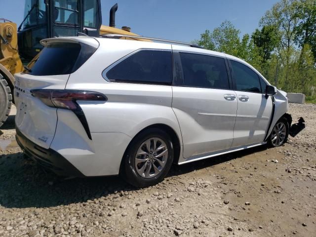 2023 Toyota Sienna XLE