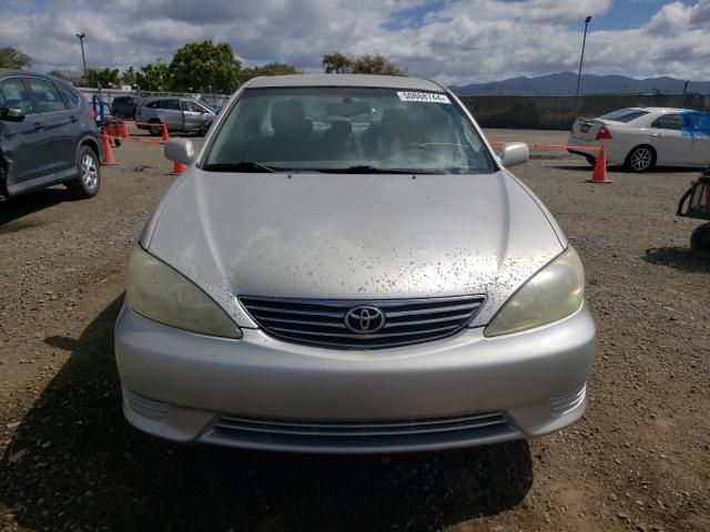 2005 Toyota Camry LE