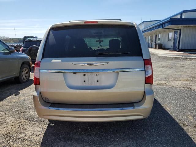 2012 Chrysler Town & Country Touring