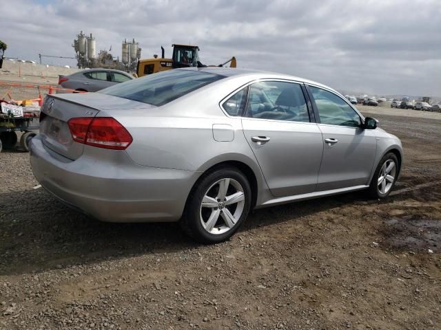 2014 Volkswagen Passat S