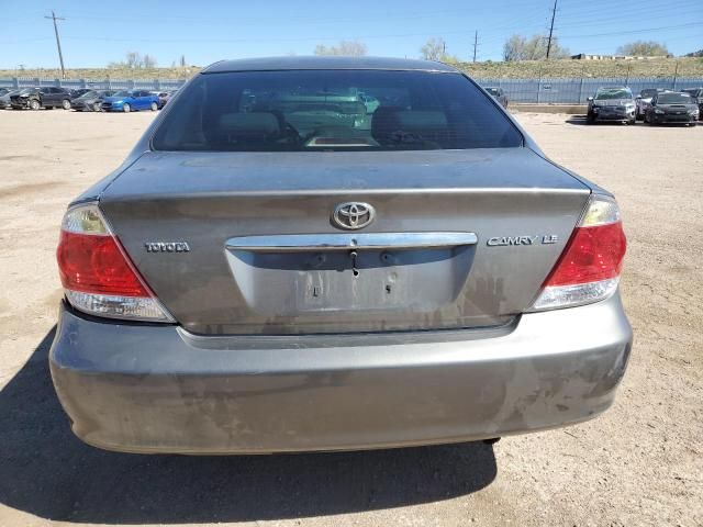 2005 Toyota Camry LE