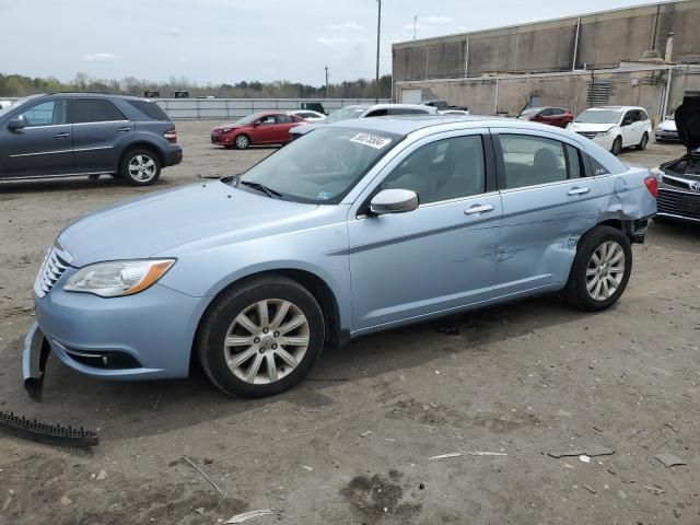 2013 Chrysler 200 Limited