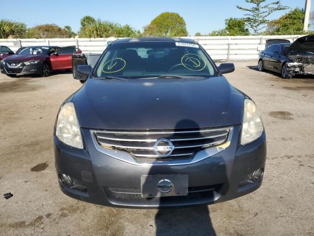 2010 Nissan Altima Base