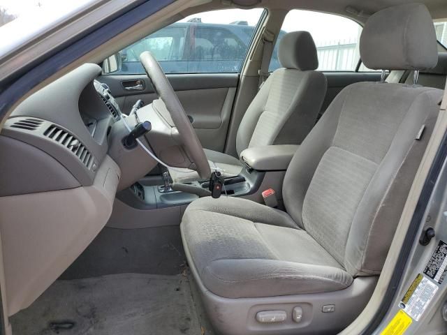 2005 Toyota Camry LE