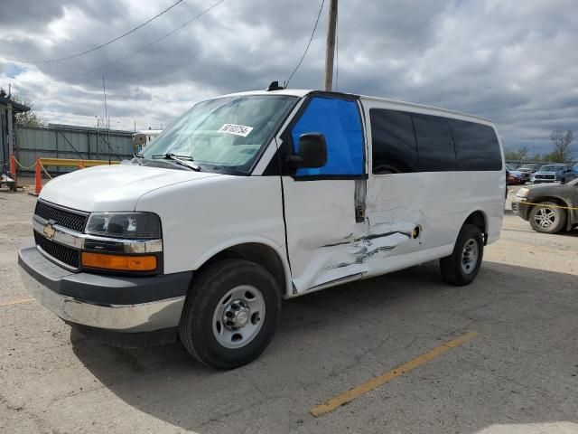 2017 Chevrolet Express G3500 LT