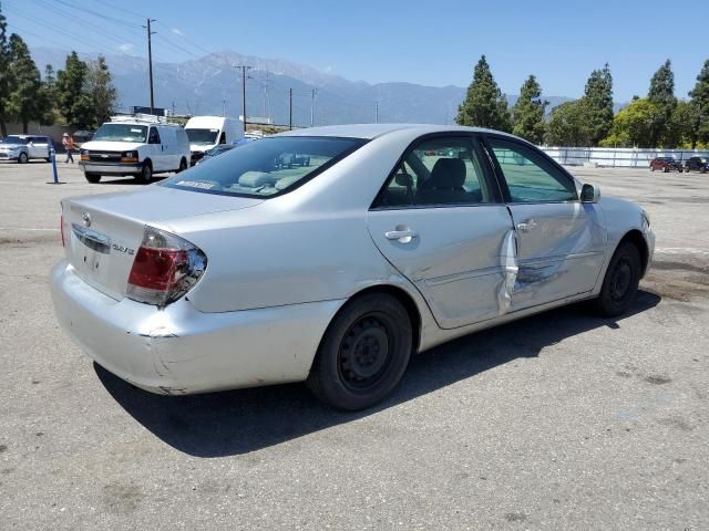 2005 Toyota Camry LE