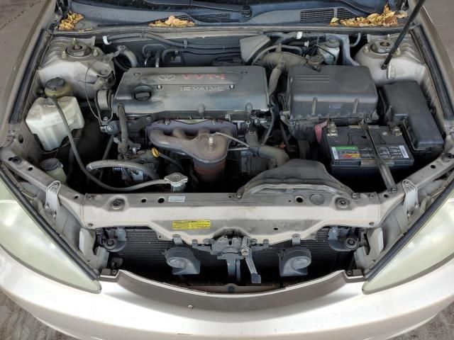 2004 Toyota Camry LE