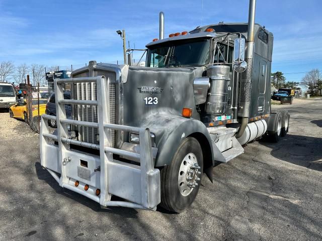 1995 Kenworth Construction W900