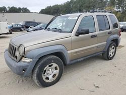 Salvage cars for sale from Copart Seaford, DE: 2005 Jeep Liberty Sport
