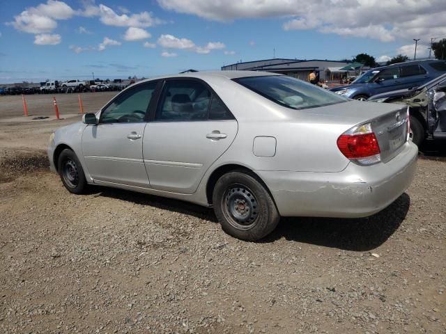 2005 Toyota Camry LE