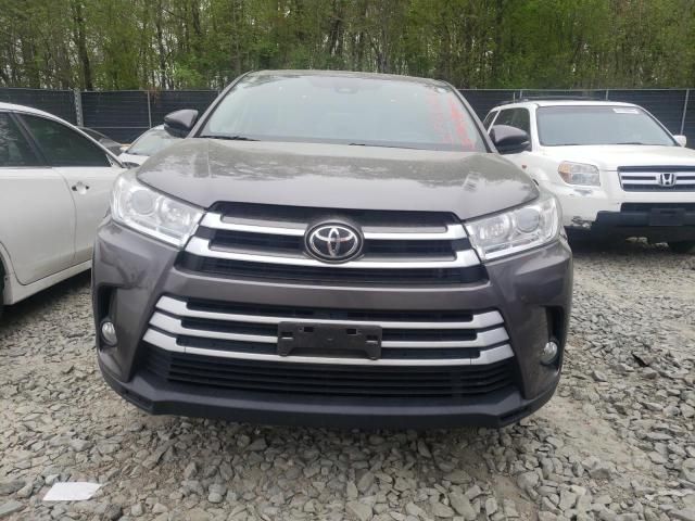 2019 Toyota Highlander LE