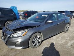 Salvage cars for sale from Copart Cahokia Heights, IL: 2020 Nissan Altima S