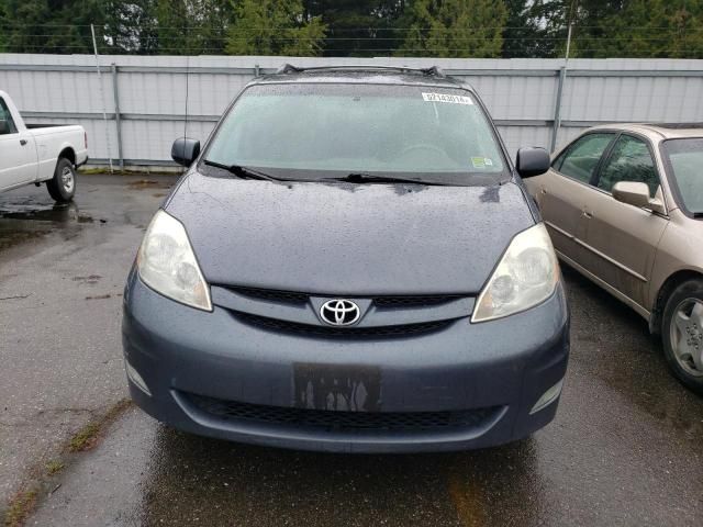 2008 Toyota Sienna XLE