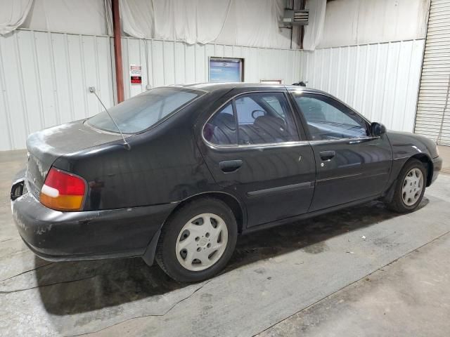 1999 Nissan Altima XE