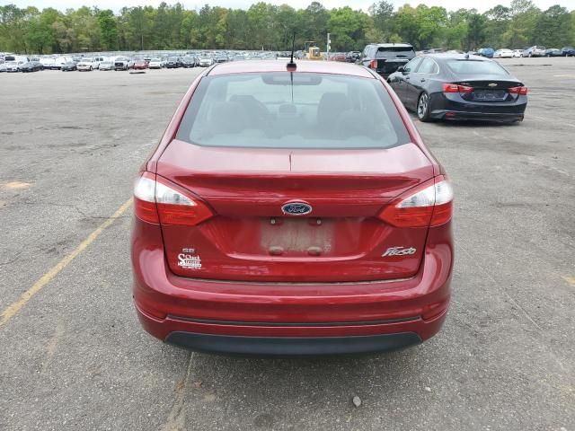 2015 Ford Fiesta SE