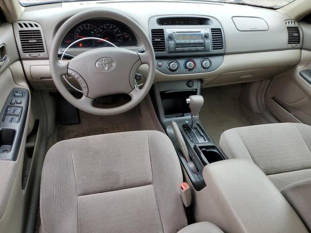 2005 Toyota Camry LE