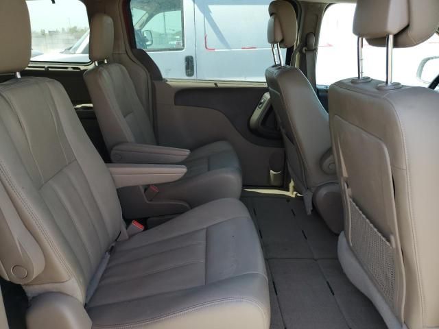 2015 Chrysler Town & Country Touring