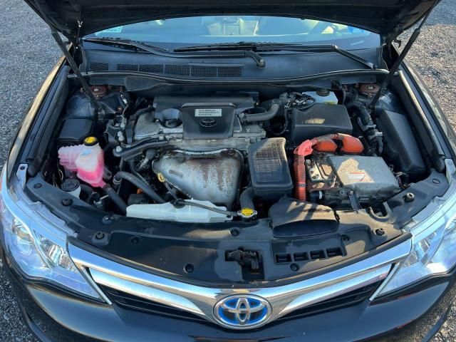 2014 Toyota Camry Hybrid