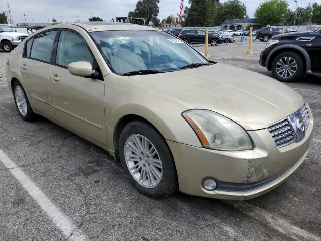 2004 Nissan Maxima SE