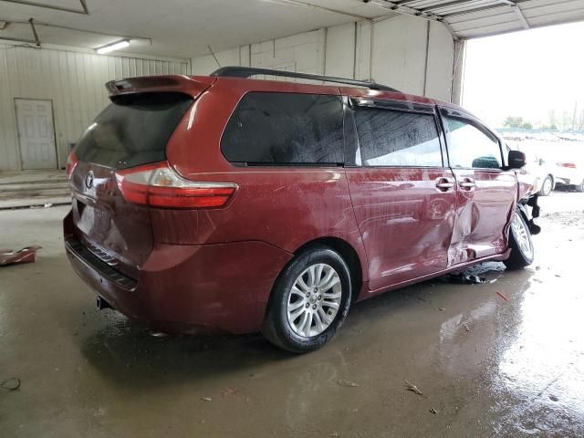 2015 Toyota Sienna XLE