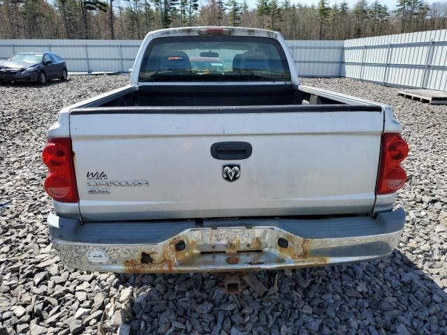 2005 Dodge Dakota Quad SLT