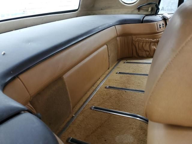 1989 Chrysler TC BY Maserati