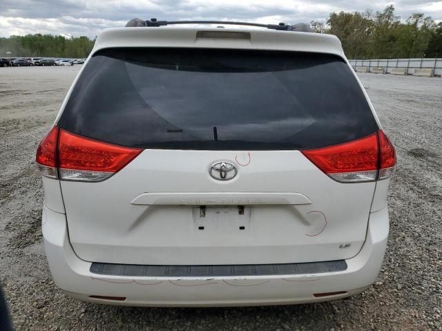 2011 Toyota Sienna LE