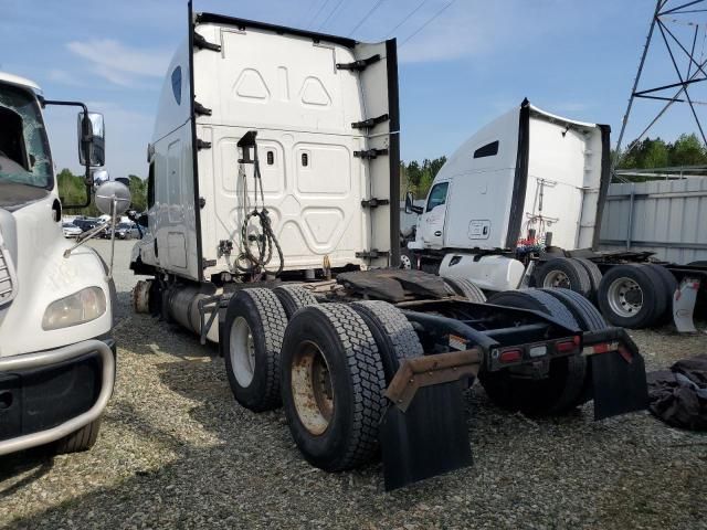 2018 Freightliner Cascadia 125