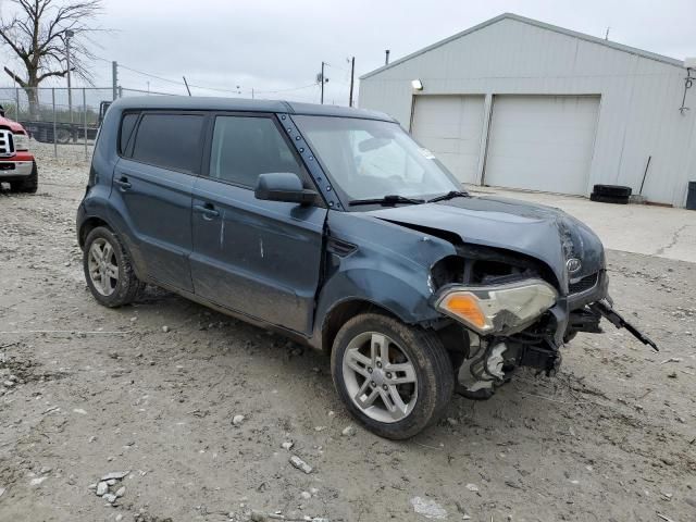 2011 KIA Soul +