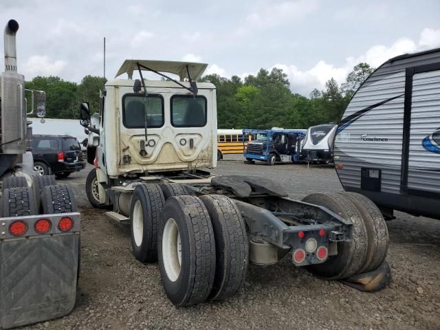 2024 Freightliner Cascadia 126