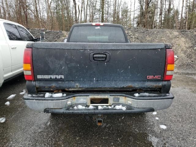 2004 GMC Sierra K2500 Heavy Duty