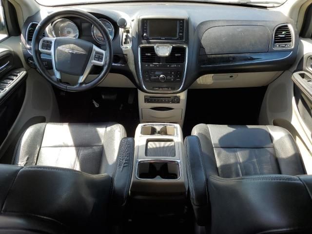 2012 Chrysler Town & Country Touring L